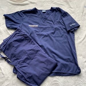 Life Threads L navy blue scrub set